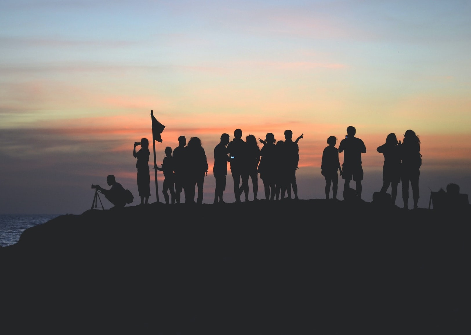 photo-1510146758428-e5e4b17b8b6a