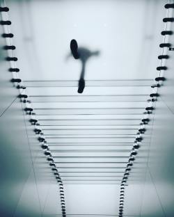 photo-1541605724216-0952a0420c92